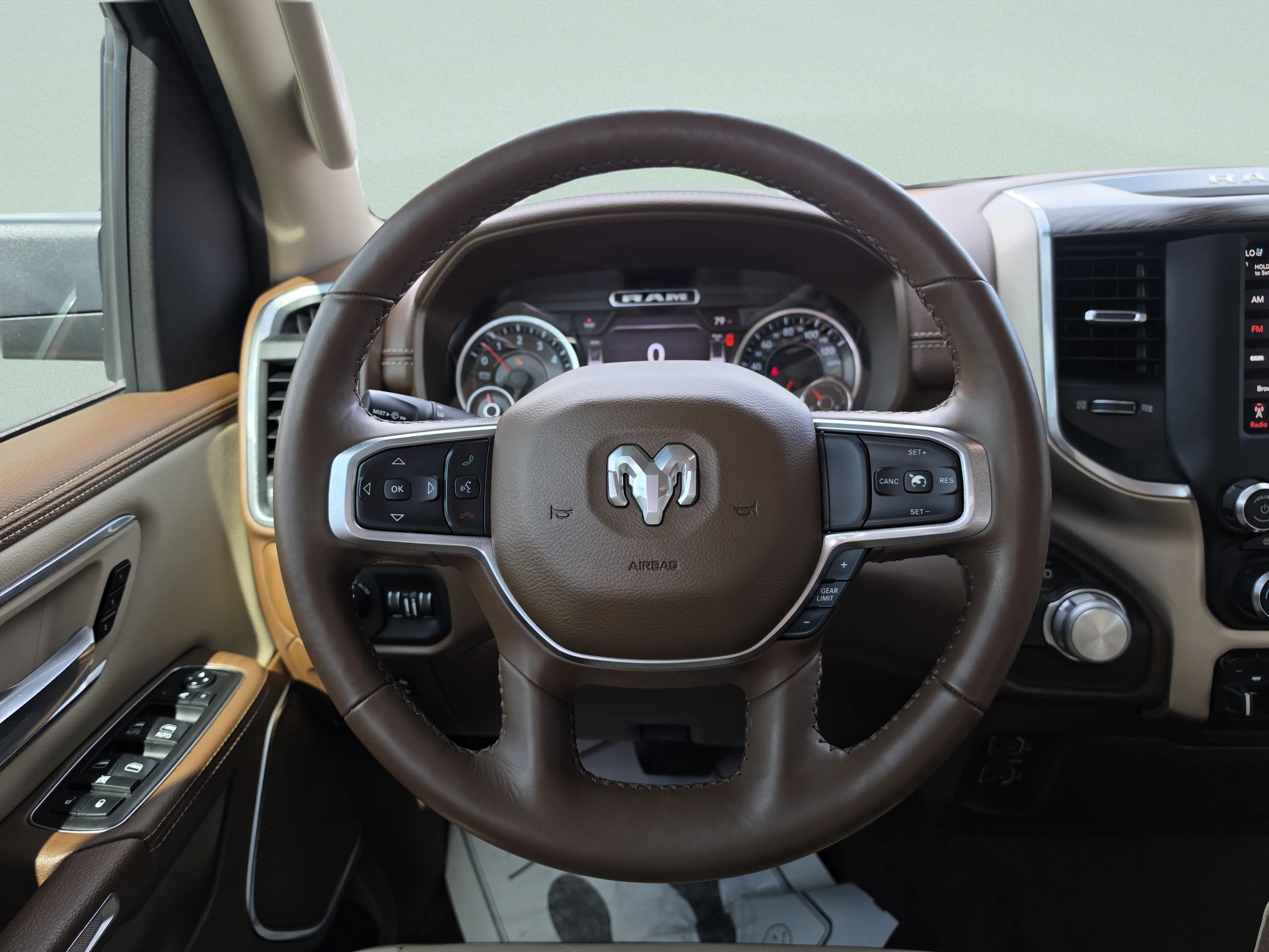 Used 2019 Maximum Steel Metallic Clearcoat Ram Laramie image 20