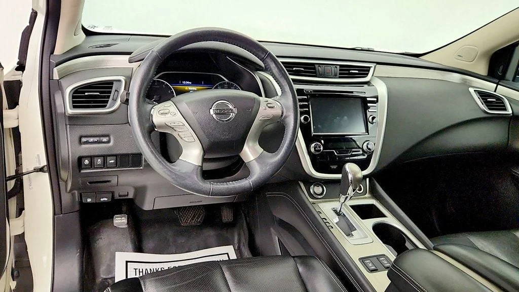 Used 2018 Pearl White Nissan AWD SL image 14