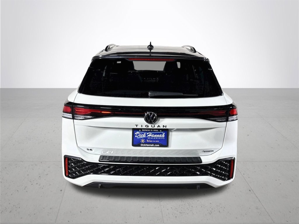 New 2026  Volkswagen SE R-Line Black image 7