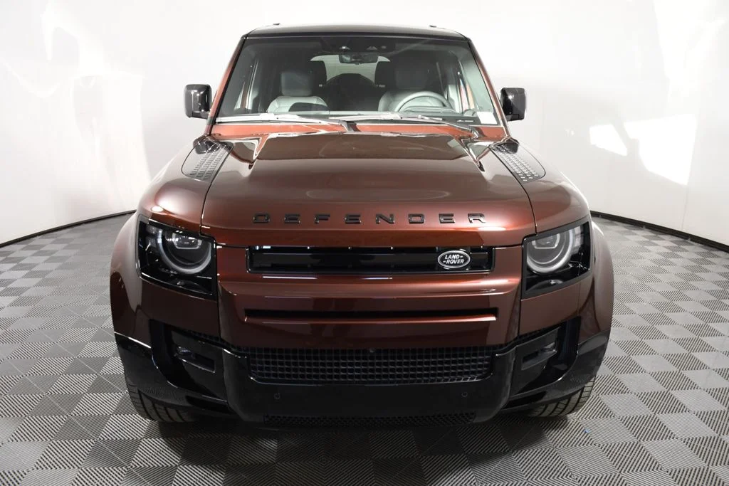 New 2026 Sedona Red Land Rover X-Dynamic SE image 14