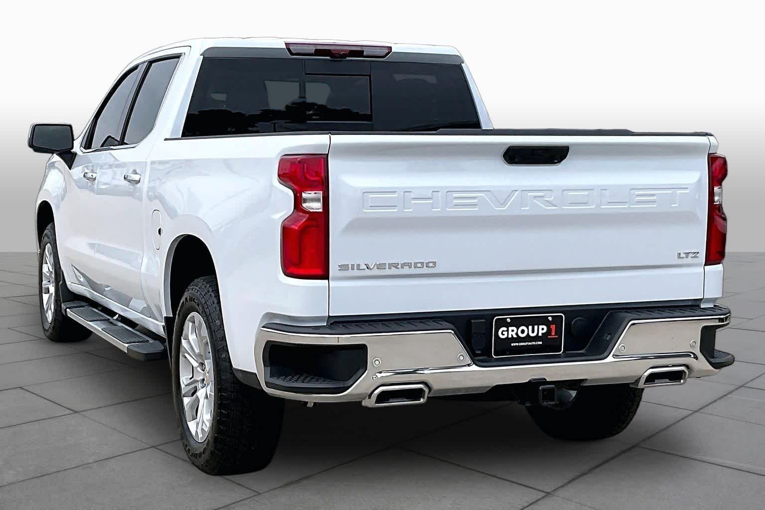 Used 2026 Polar White Tricoat Chevrolet LTZ image 12