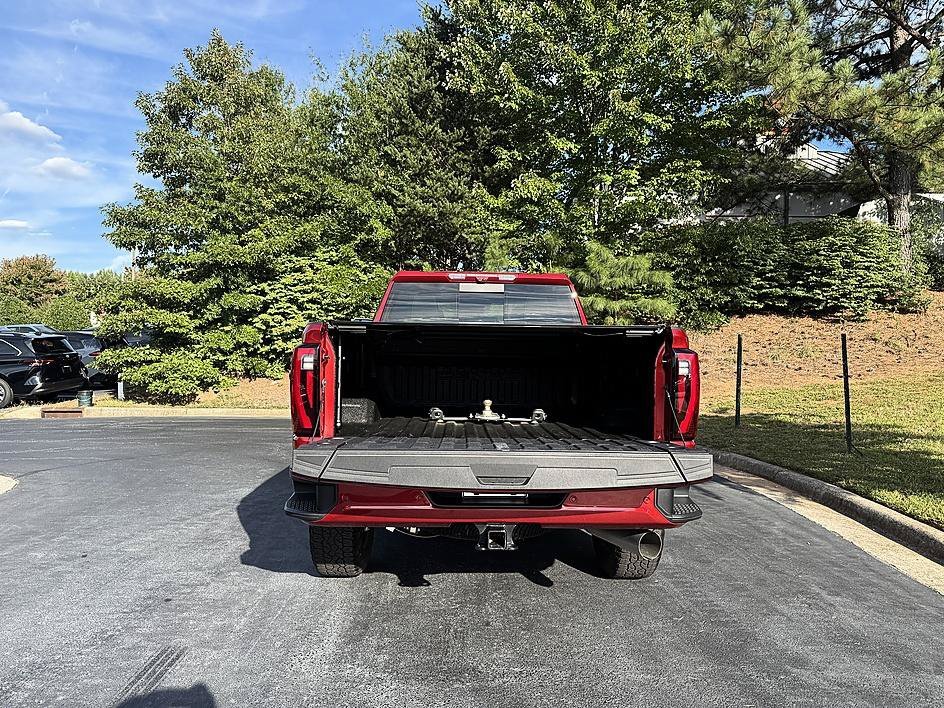 Used 2024 Volcanic Red Tintcoat GMC Denali image 27