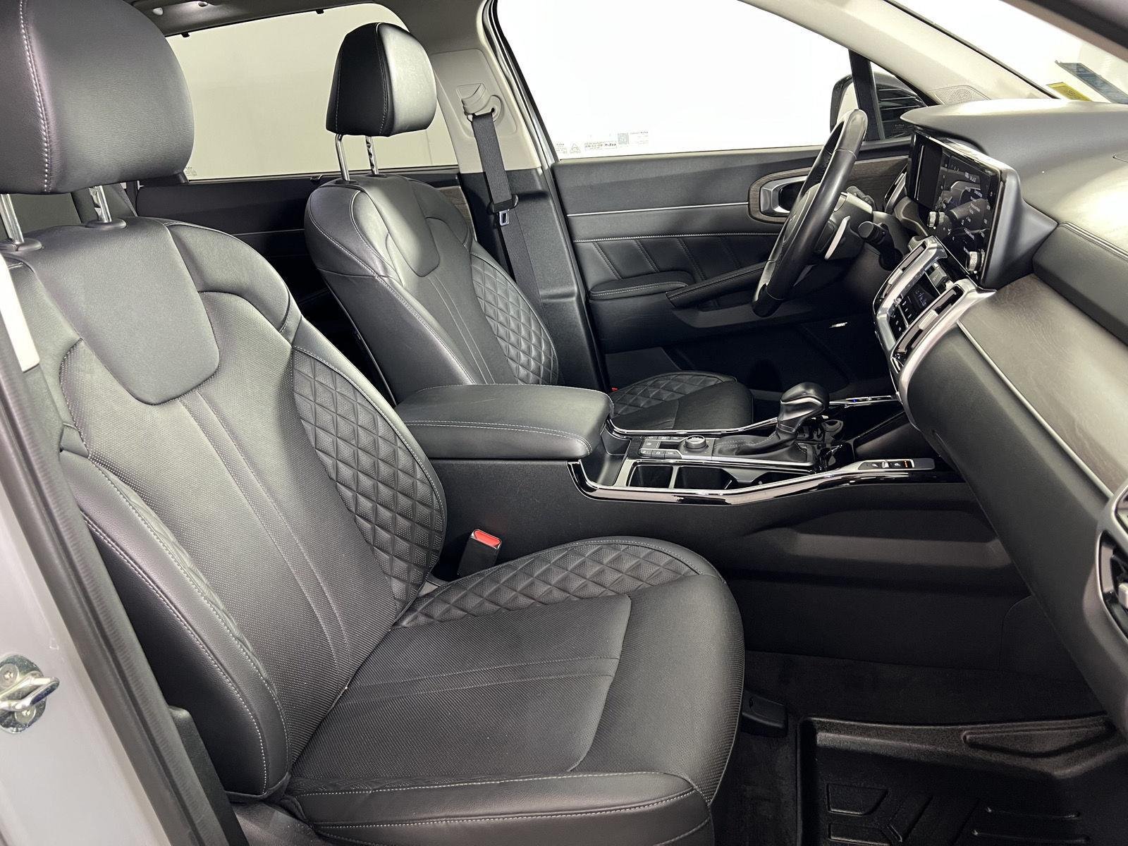Used 2023 Wolf Gray Kia X-Line SX Prestige image 25