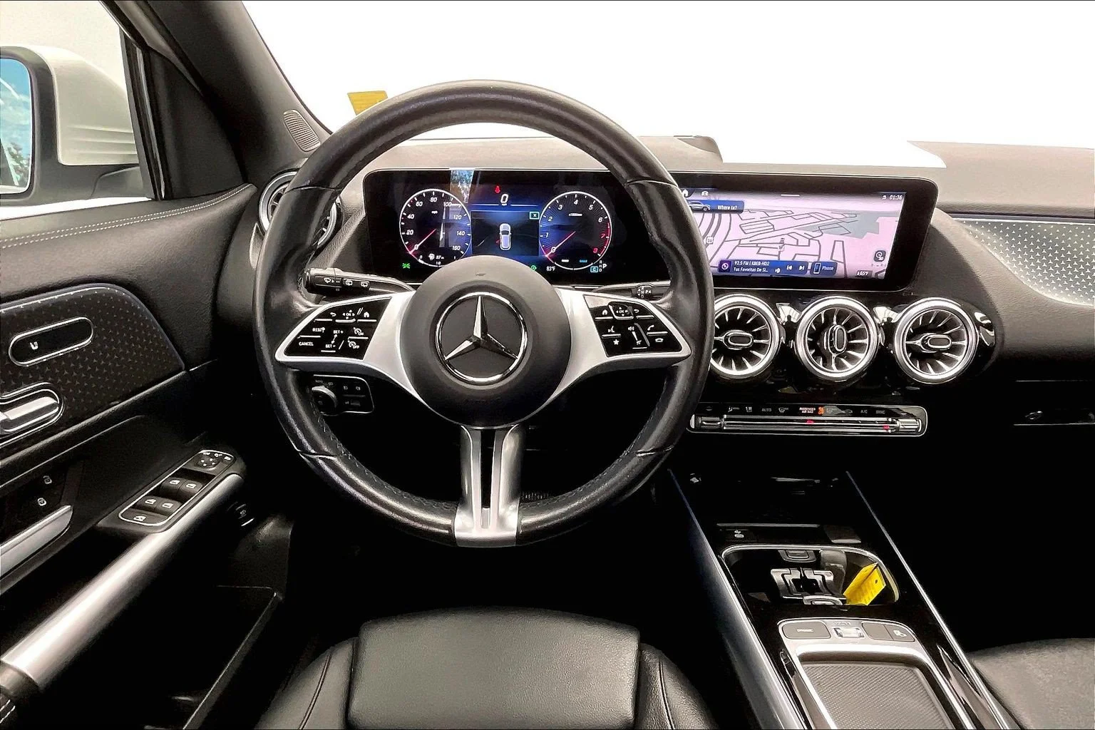 Used 2024 Polar White Mercedes-Benz GLA 250 image 4