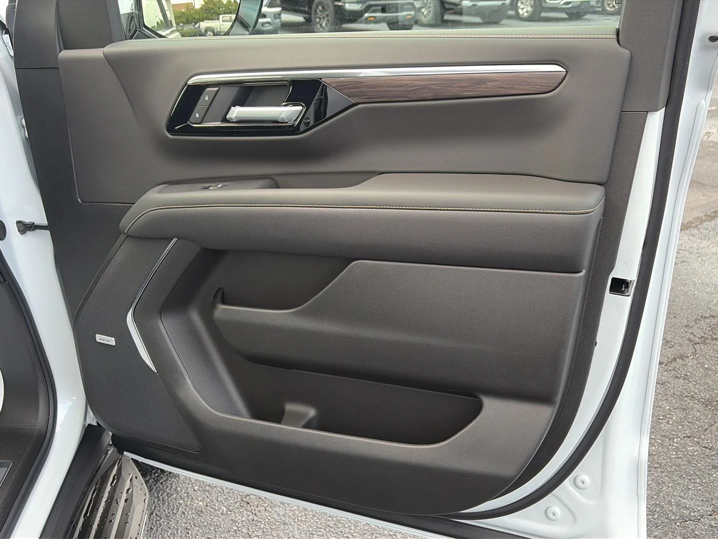 2026 Chevrolet Tahoe Premier - Photo 22