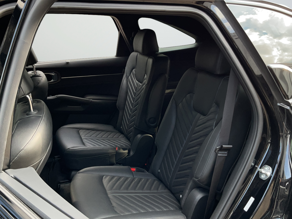 Used 2024 Black Kia X-Pro SX Prestige image 26