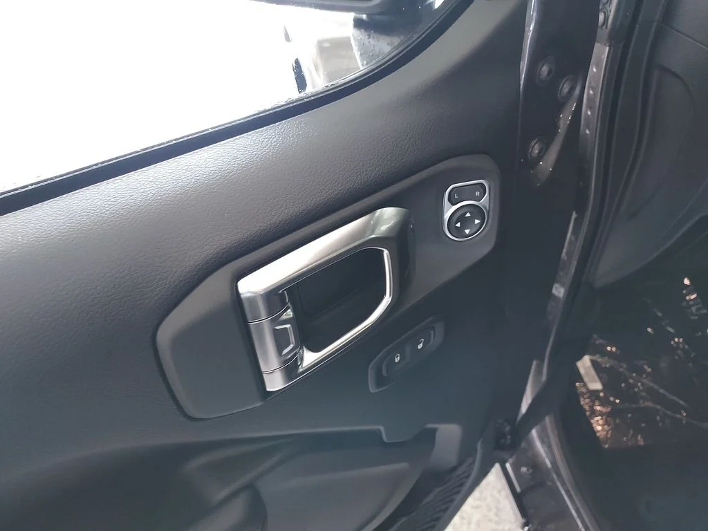 2025 Jeep Gladiator Sport S - Photo 19