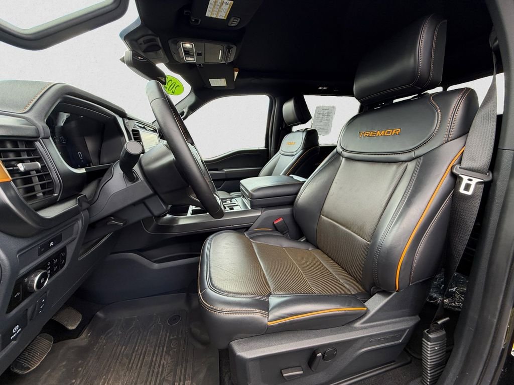 Used 2025 Black Ford Tremor image 9