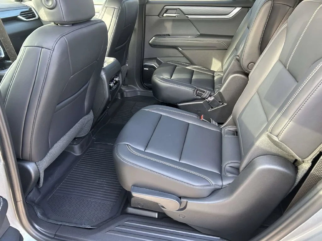 New 2027 Sterling Metallic GMC Elevation image 12