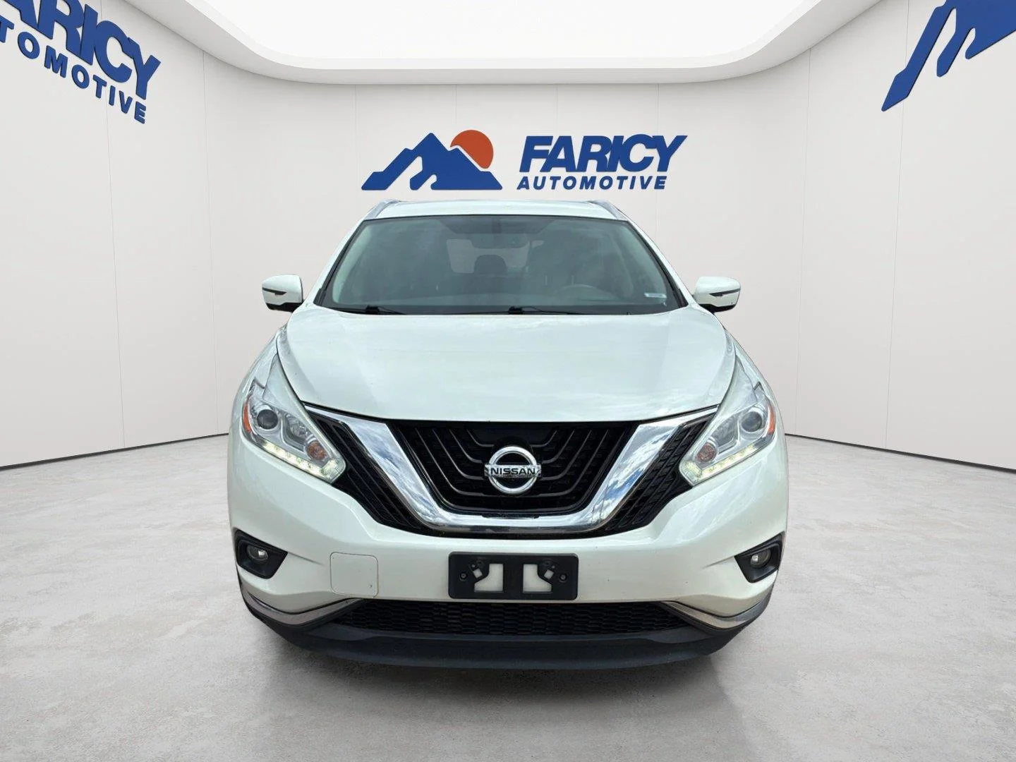Used 2017 Pearl White Nissan SL image 13