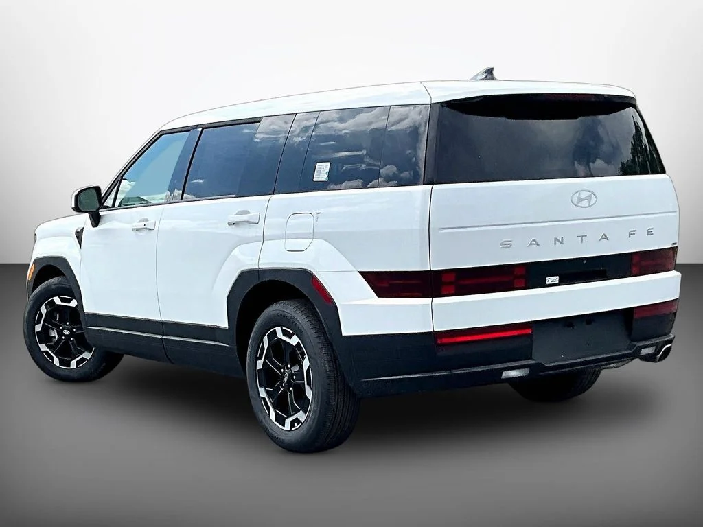 New 2026 White Hyundai SE image 3