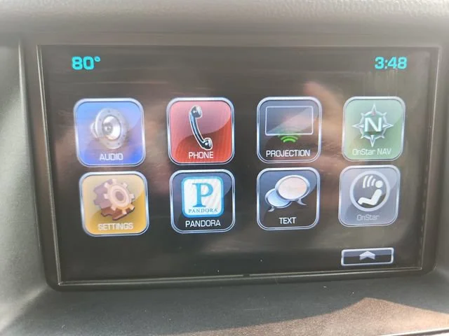 Used 2016 IRIDESCENT PEARL TRICOAT Chevrolet LT image 20