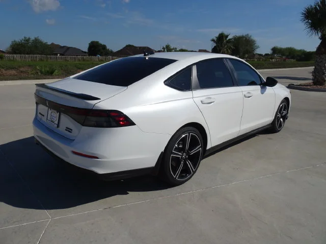 New 2026 Platinum White Pearl Honda Sport image 4