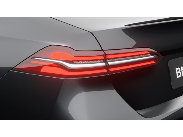 New 2027 Dark Graphite Metallic BMW 530i image 8