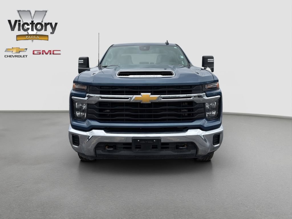 Used 2024 Lakeshore Blue Metallic Chevrolet LT image 2