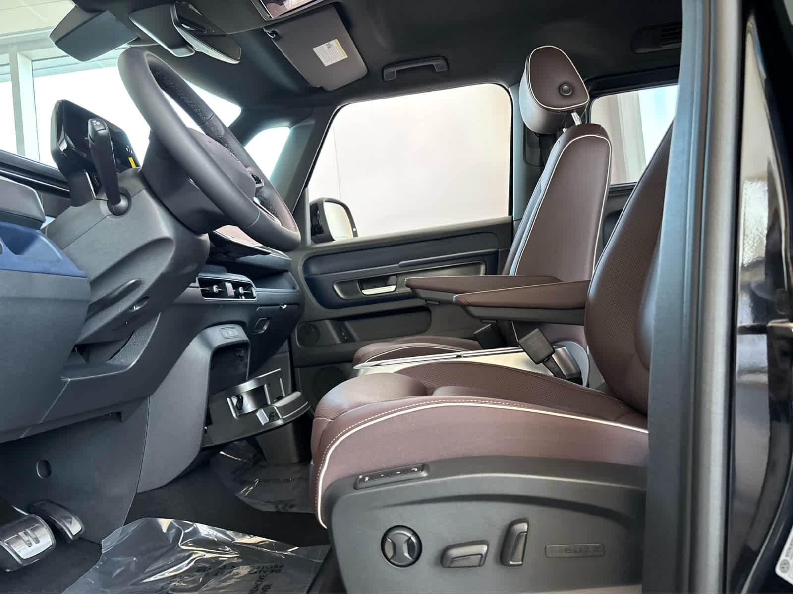 2025 Volkswagen ID. Buzz PRO S - Photo 9