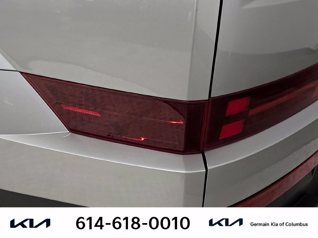 Used 2024 Silver Hyundai SEL image 15