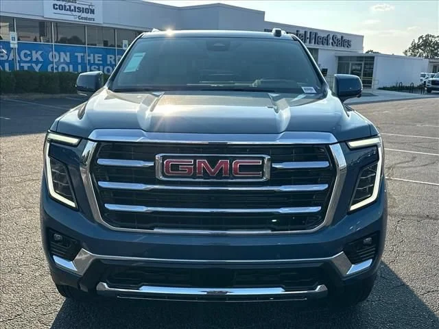 New 2026 Downpour Metallic GMC Elevation image 4