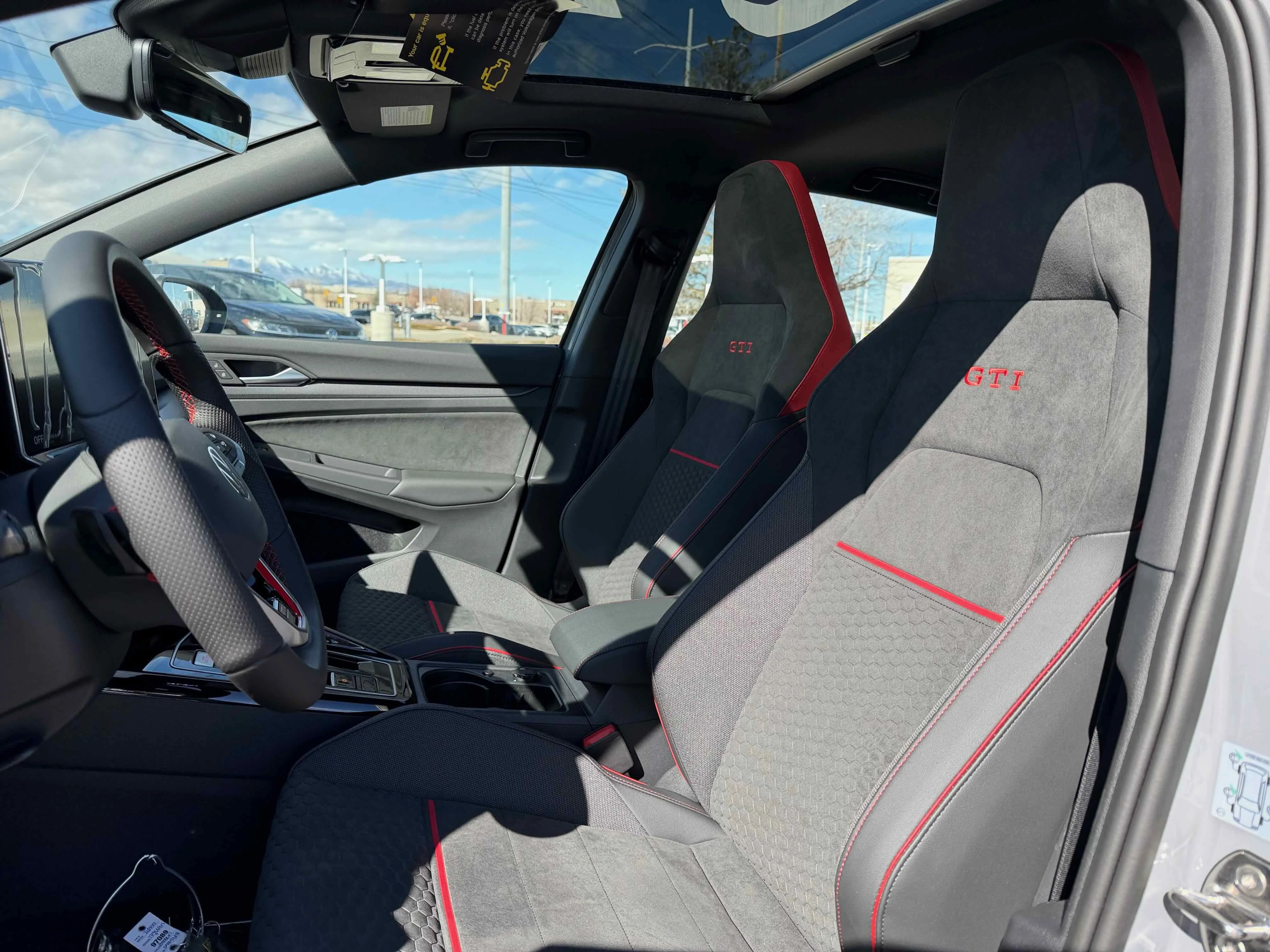 New 2026 Moonstone Volkswagen SE image 18