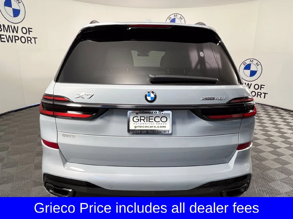 Used 2024 Gray Metallic BMW xDrive40i image 11