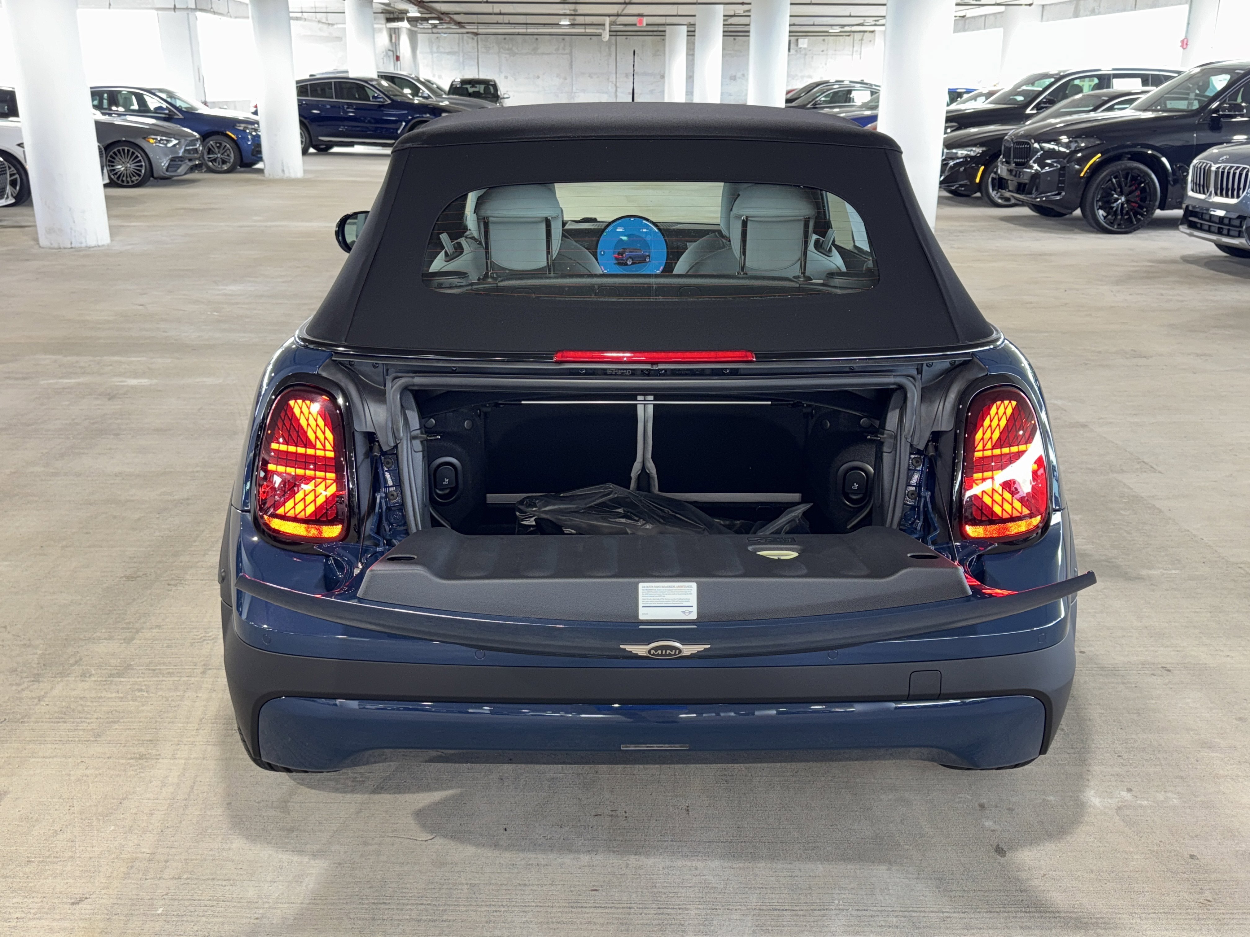 2026 MINI Convertible S - Photo 11