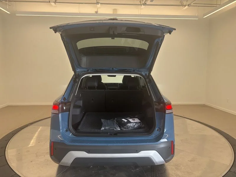New 2026 Blue Volkswagen 2.0T SE image 9