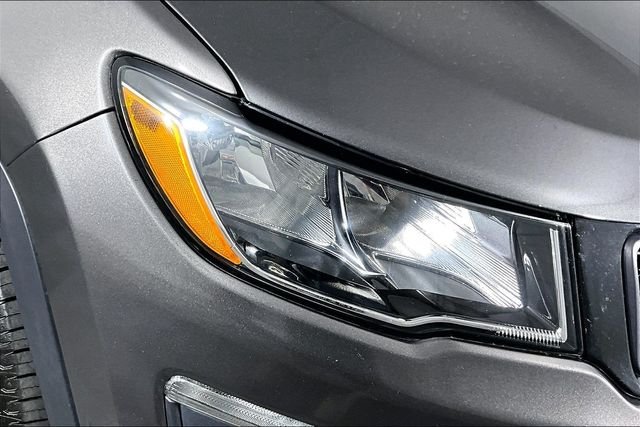 Used 2020 Gray Jeep Trailhawk image 29