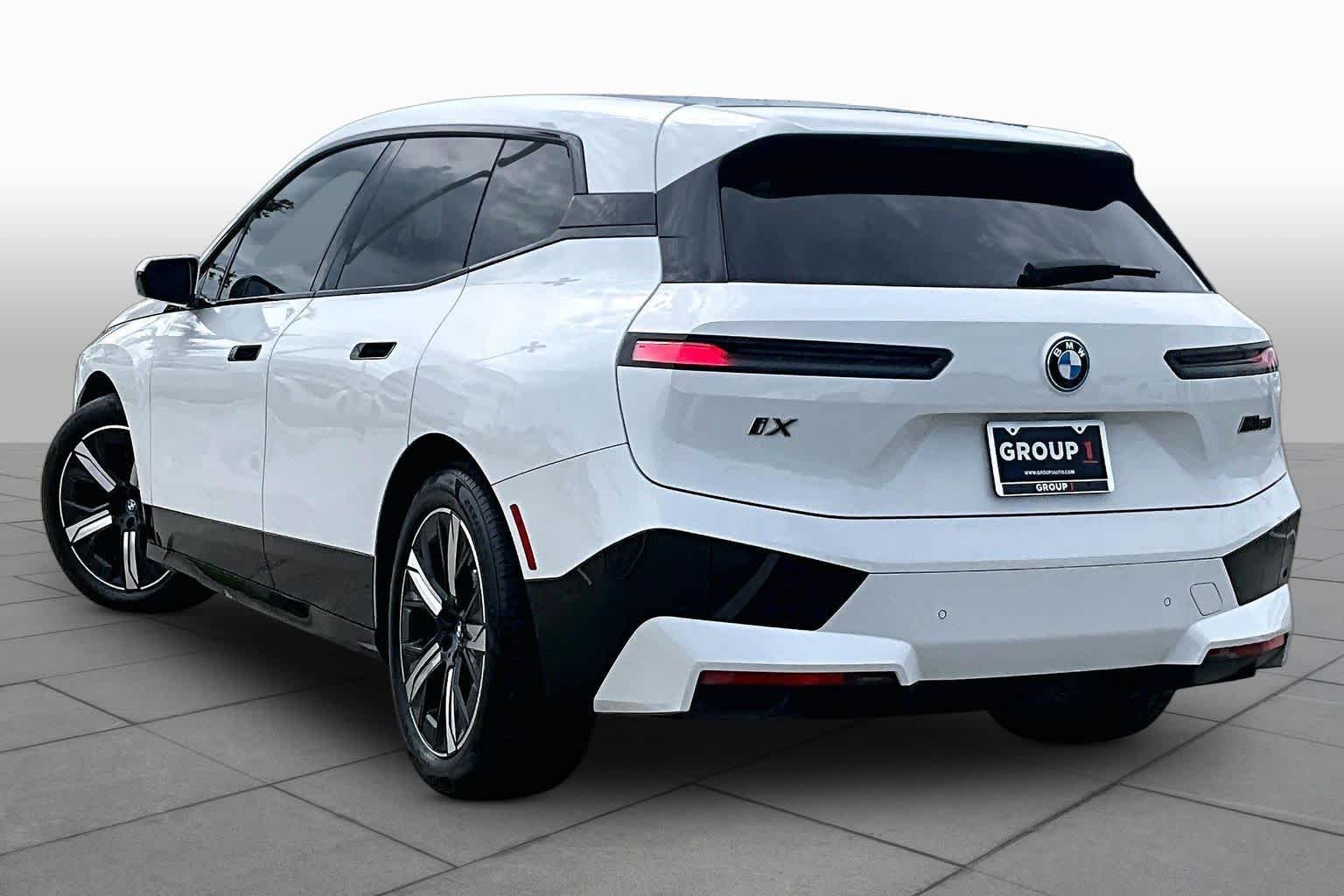 Used 2024 Alpine White BMW M60 image 11