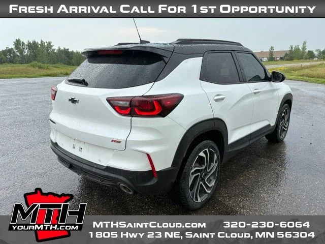 Certified Used 2025 Beige Chevrolet RS image 8