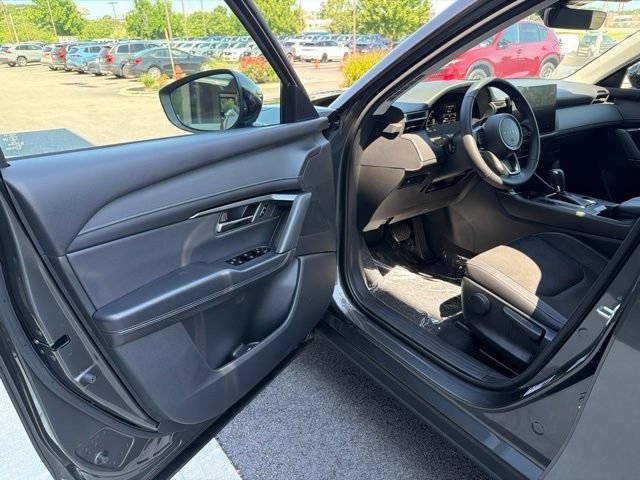 New 2026 Machine Gray Metallic Mazda 2.5 S Select AWD image 10