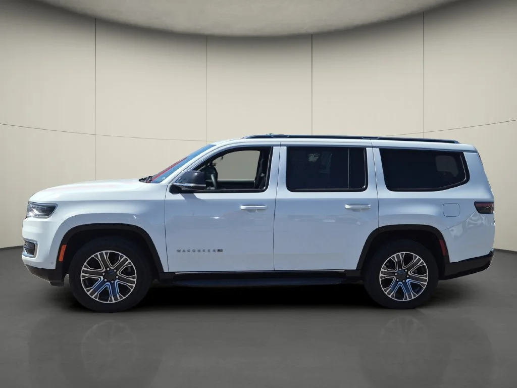 Used 2024 White Jeep Series II image 4