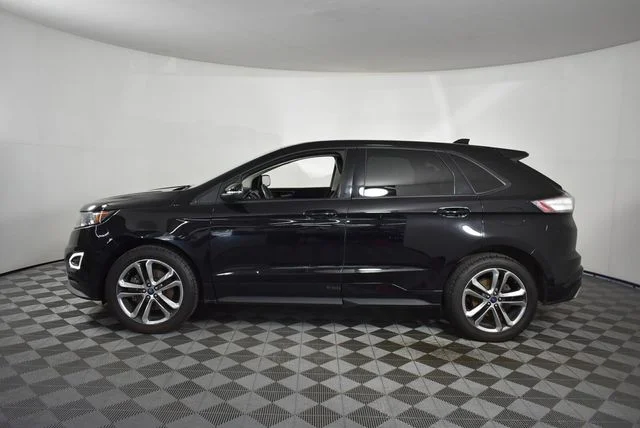 Used 2016 Black Ford Sport image 3