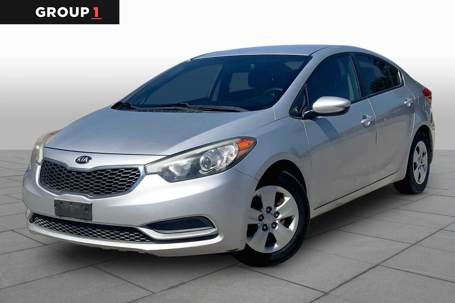 2015 Kia Forte LX AT's photo