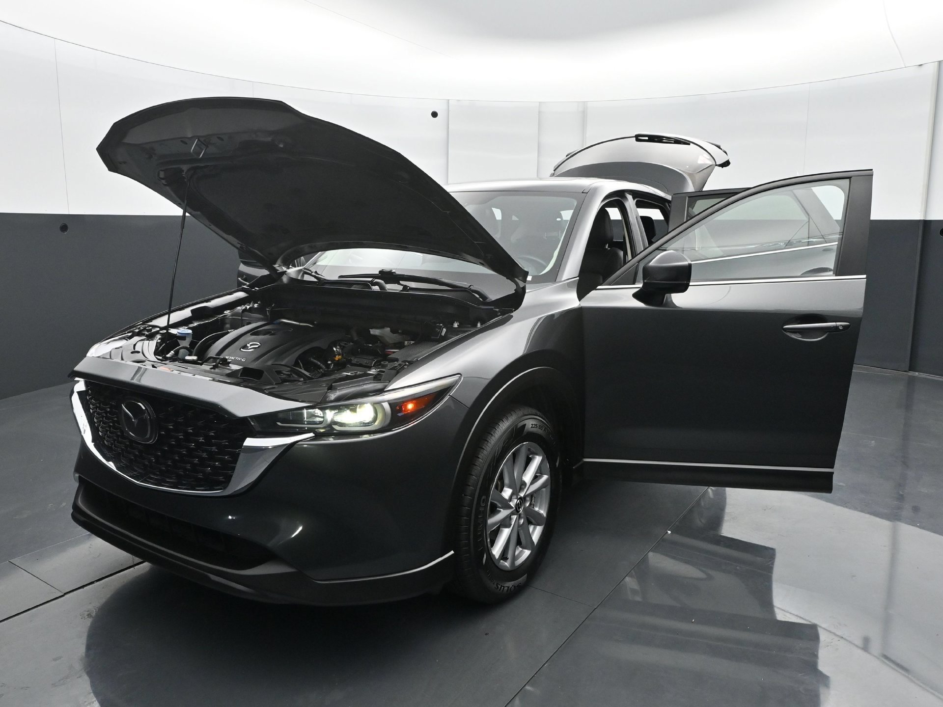 Used 2023 Machine Gray Metallic Mazda 2.5 S Preferred Package image 31