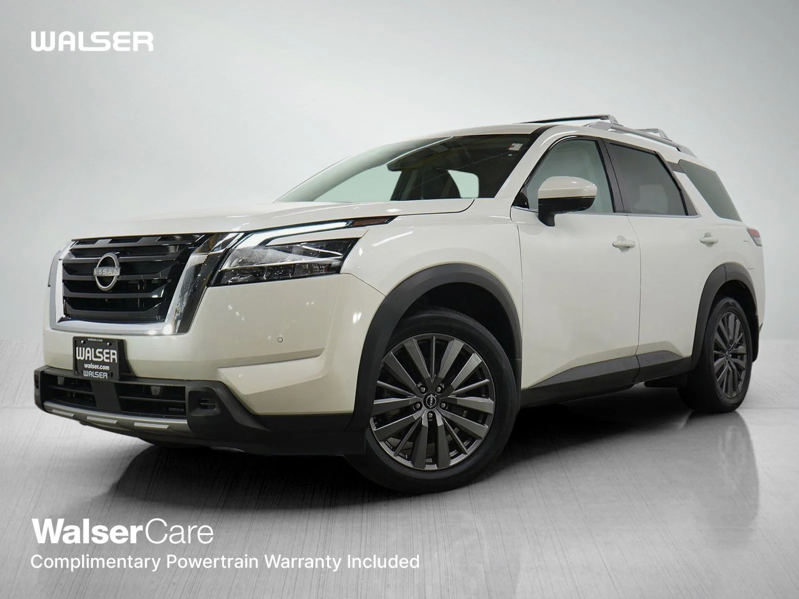 Used 2023 Pearl White Tricoat Nissan SL image 1