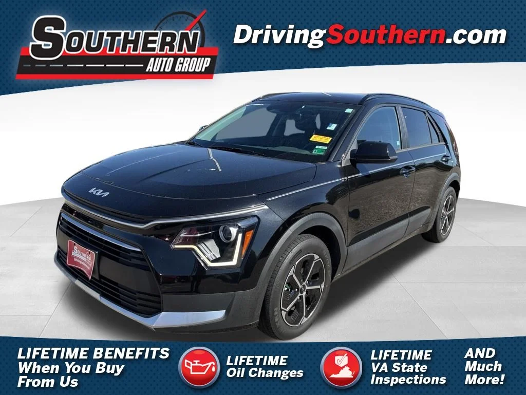 2023 Kia Niro LX HEV's photo