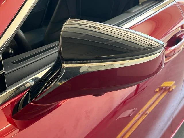 Used 2021 Matador Red Mica Lexus 300h Luxury image 17
