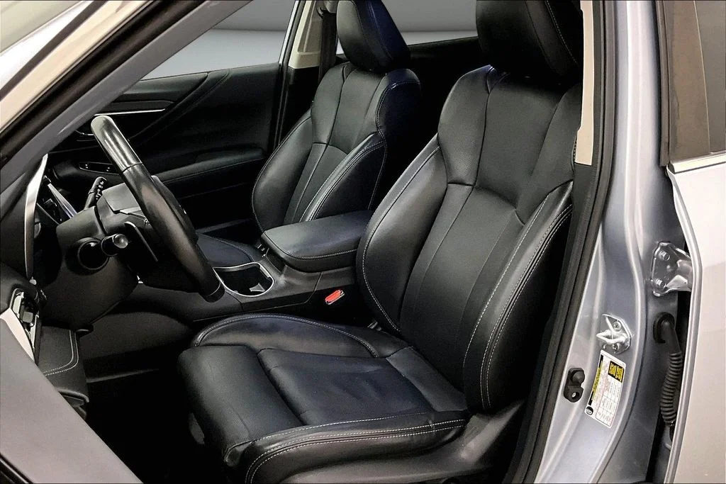 Used 2023 Silver Subaru Limited image 21