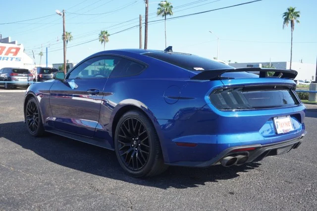 Used 2022 BLUE Ford GT image 10
