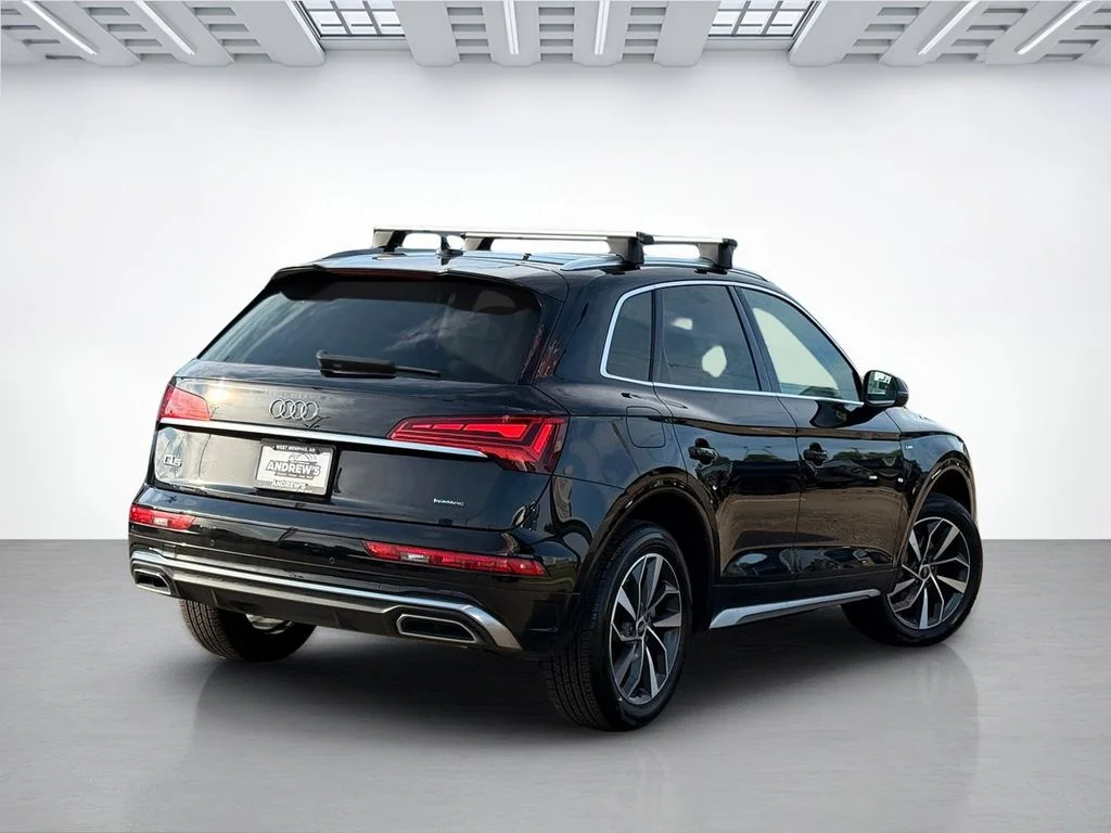 Used 2023 White Audi 45 S line Premium image 5