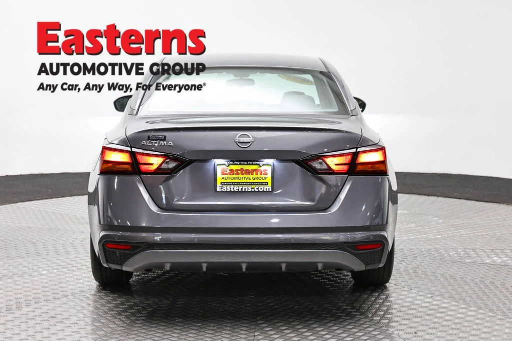 Used 2024 Gray Nissan 2.5 S image 6