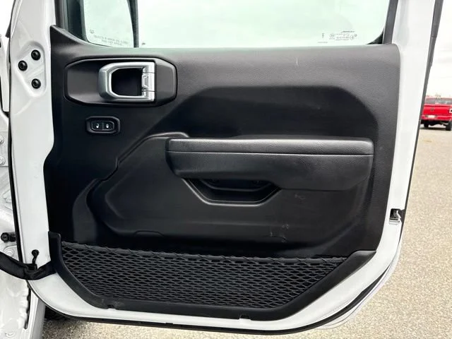 Used 2025 Bright White Clearcoat Jeep Rubicon image 13