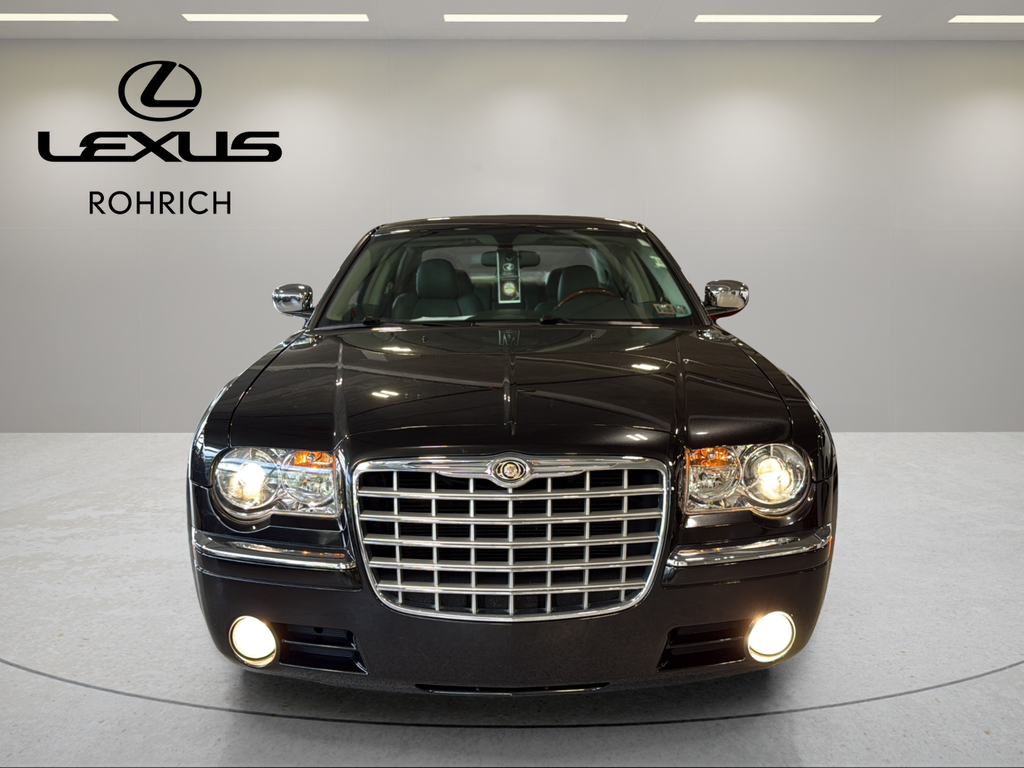 Used 2005 Chrysler 300 C with VIN 2C3JA63H35H530671 for sale in Canonsburg, PA