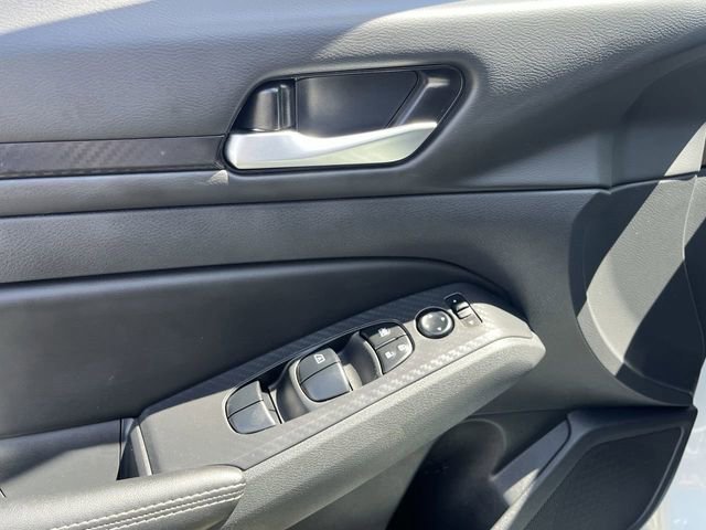 2025 Nissan Altima SV - Photo 20