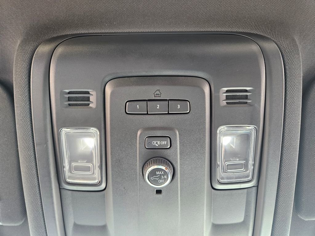 Certified Used 2024 Onyx Black GMC SLT image 30