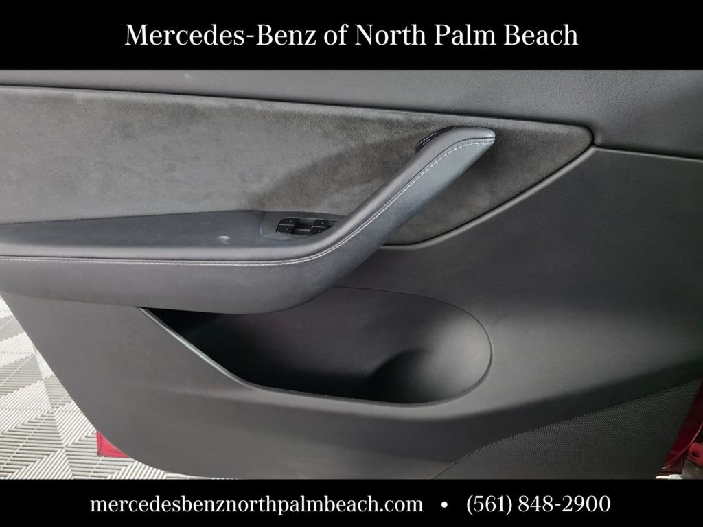 Used 2021  Tesla Standard Range image 22