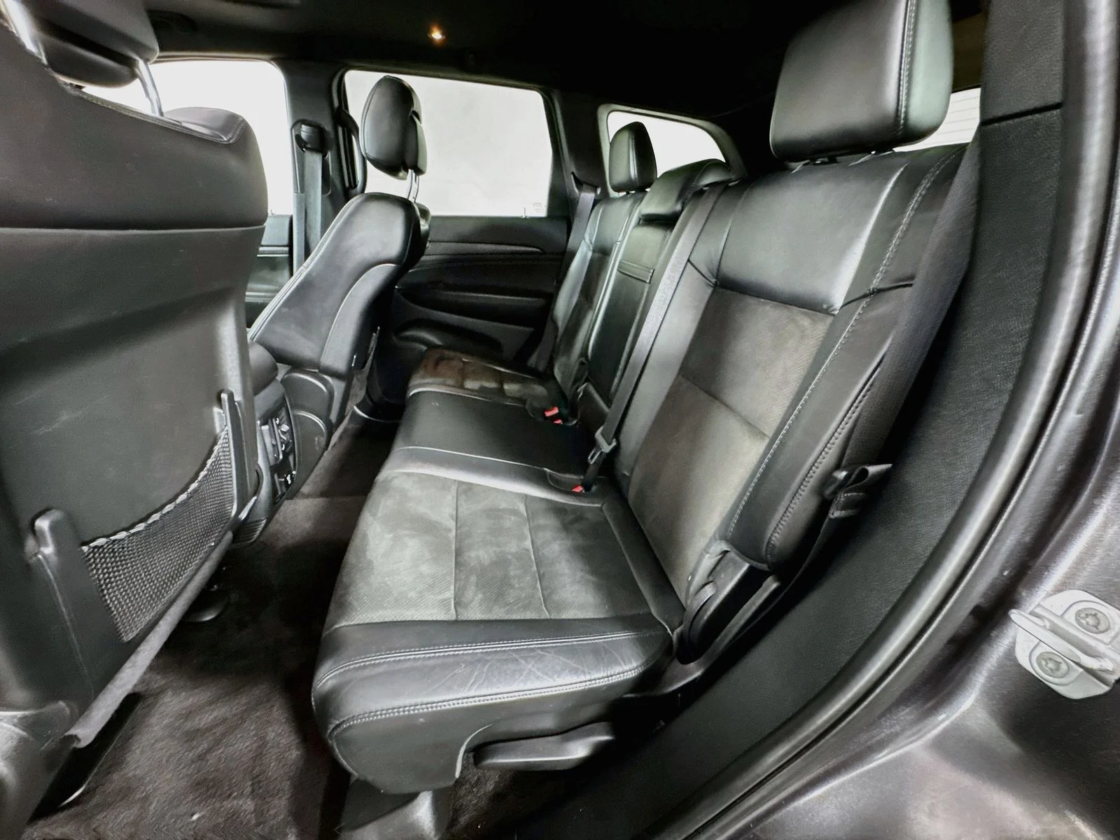 Used 2018 Gray Jeep Altitude image 24