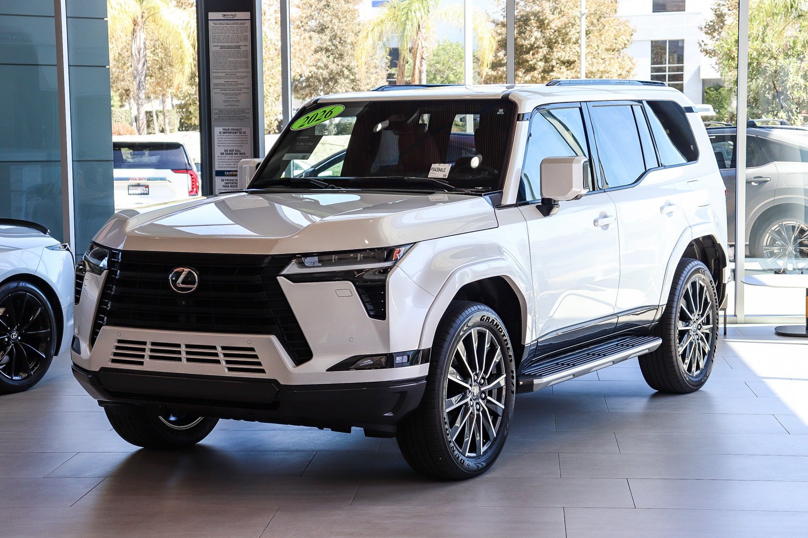 Certified Used 2026 White Lexus 550 Luxury image 3