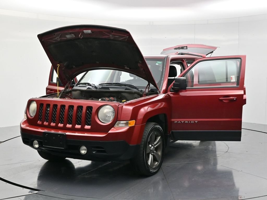 Used 2014 Deep Cherry Red Crystal Pearlcoat Jeep Latitude image 52