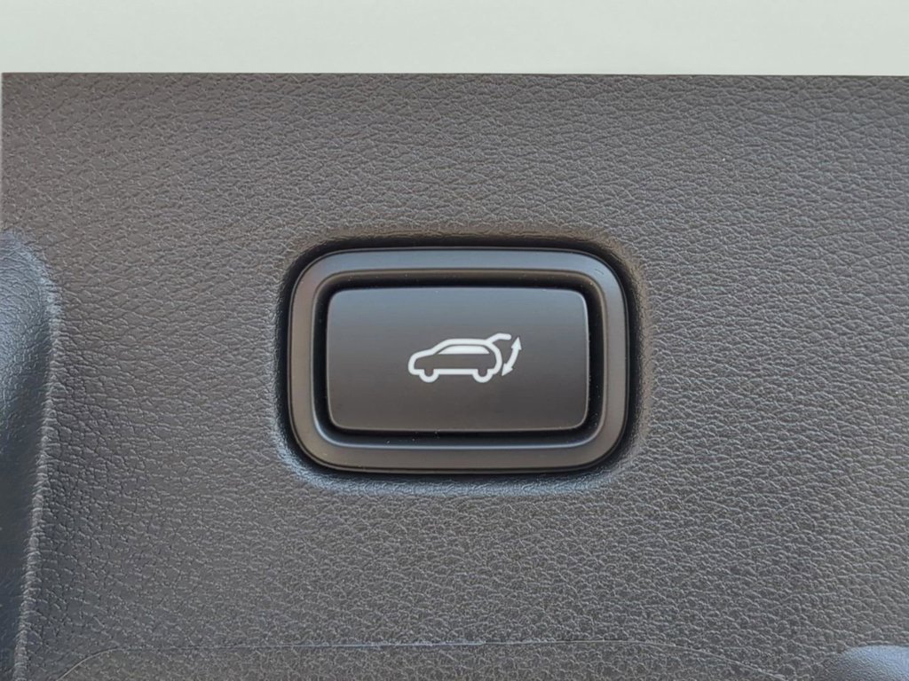 New 2026 Glacial White Pearl Kia EX image 12